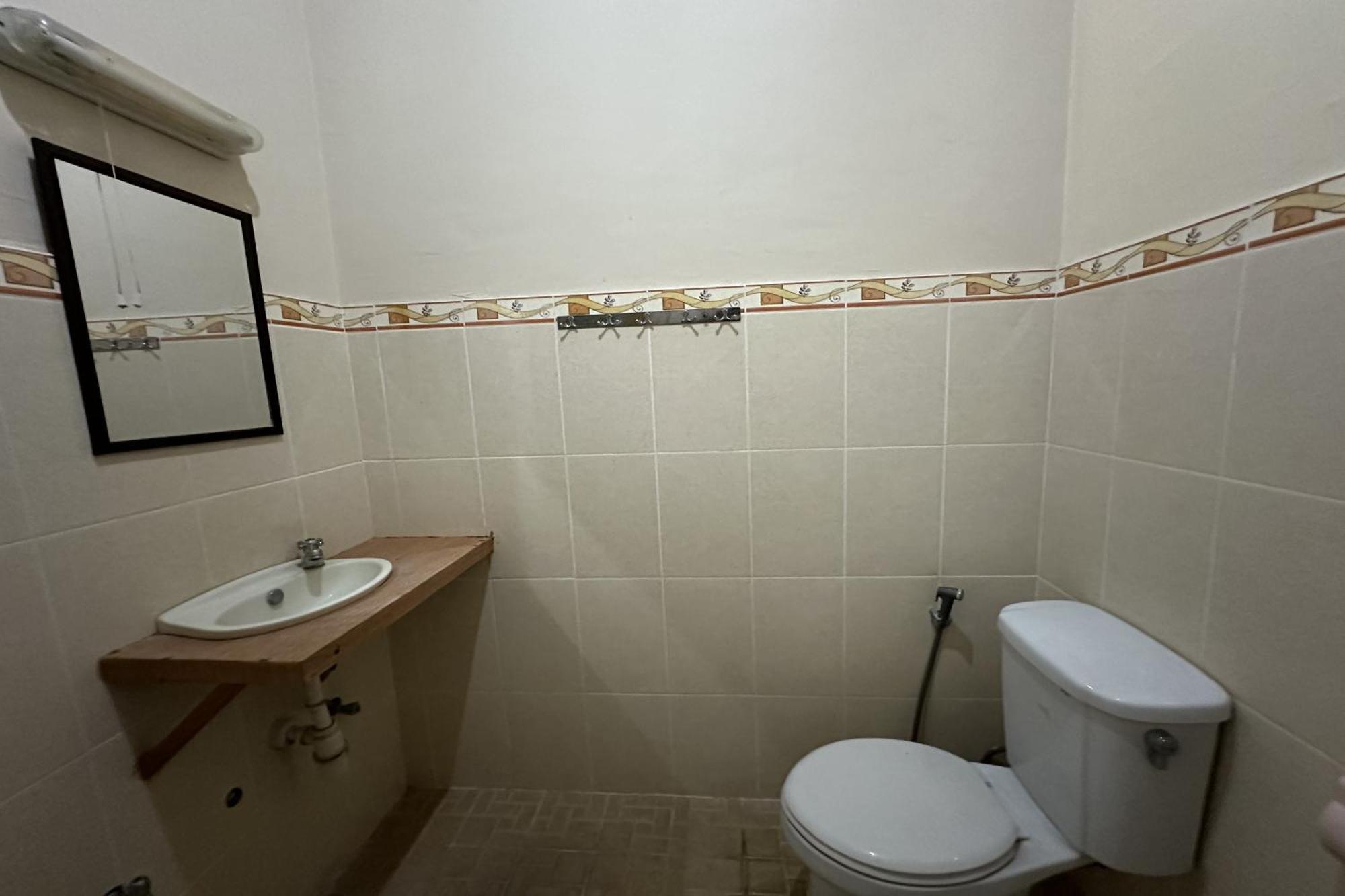 Taxa Raya Guest House Legian  Bagian luar foto