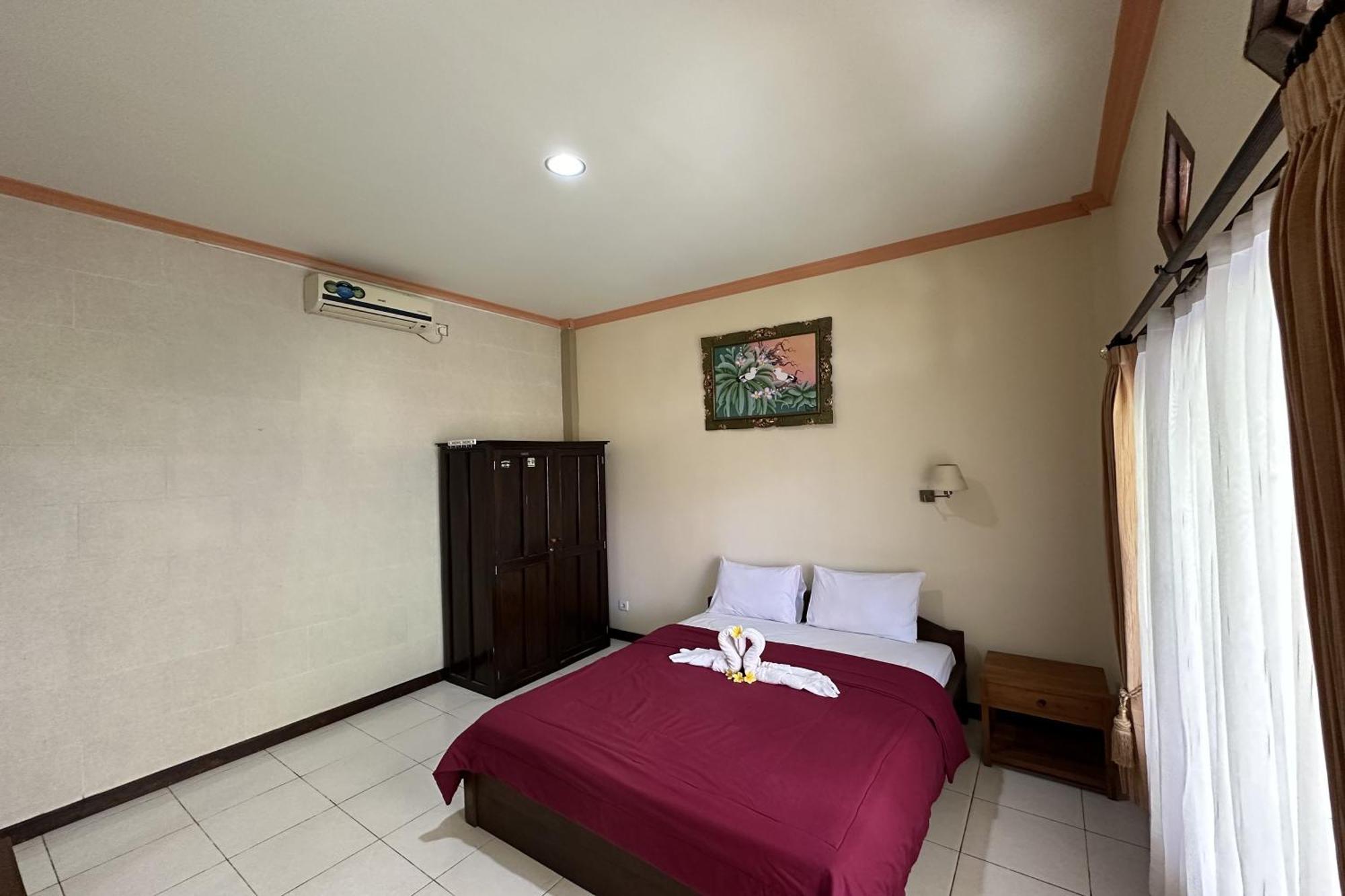 Taxa Raya Guest House Legian  Bagian luar foto