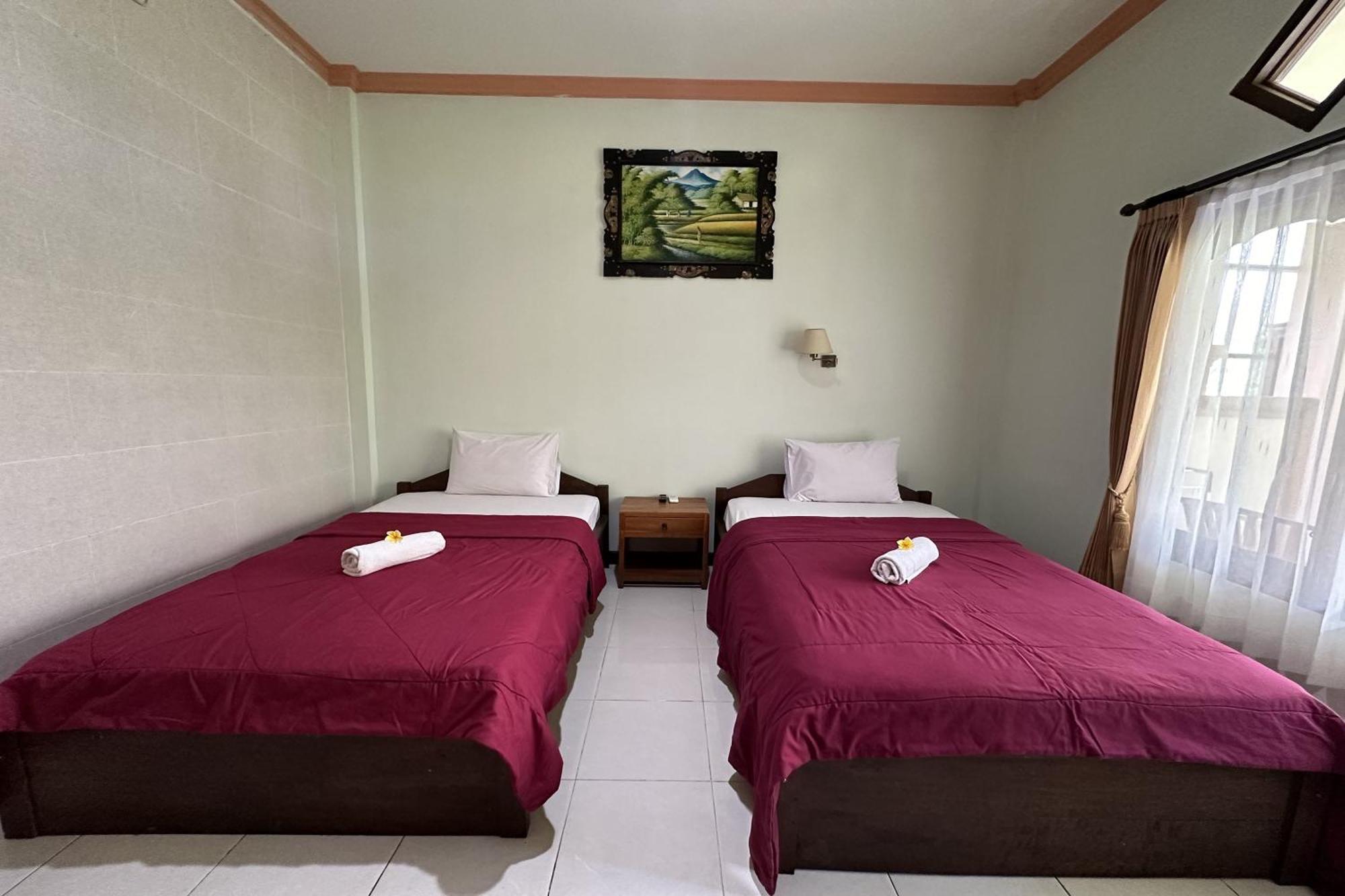 Taxa Raya Guest House Legian  Bagian luar foto